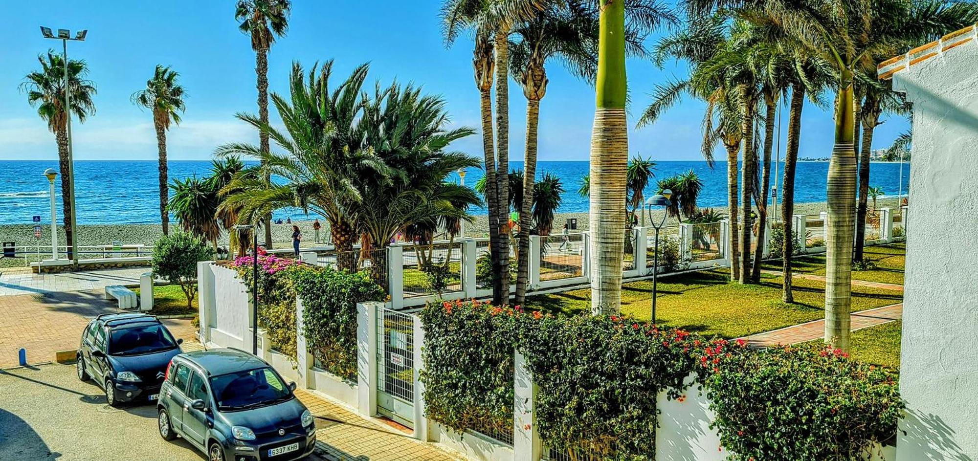 Beach Panorama Caleta Caleta De Velez Exterior photo